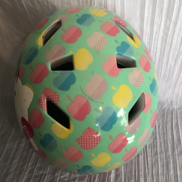 HELLO KITTY SANRIO child helmet size "child 9/16" green with apple & kitty logo - Picture 5 of 11